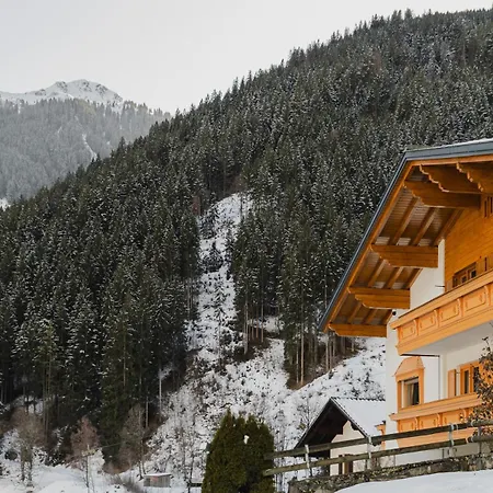 Vlpilv Im Montafon - Berge & Design *